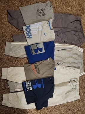 Men's Medium Lot